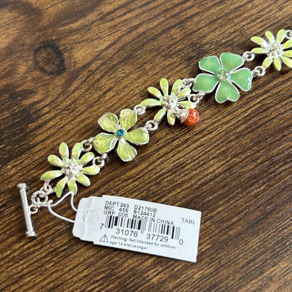 NWT Dillards Silver Green Flower Ladybug Bracelet 7" Sensitive Skin Rhinestones - Picture 3 of 11